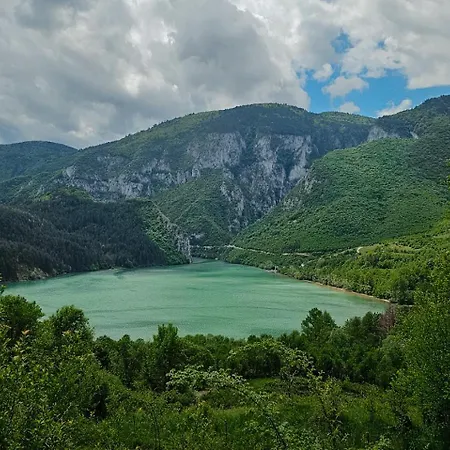 Kamp Simovic - Stari Brod Visegrad
